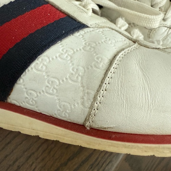 AUTH MENS GG LOGO WHITE GUCCI LEATHER SNEAKERS, SIZE 8, MADE IN ITALY - Picture 12 of 16